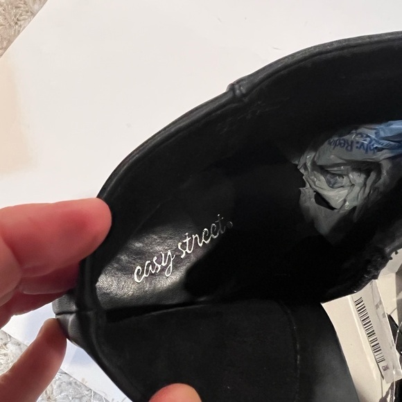 Easy Street Women's Breena Ankle Bootie - Picture 7 of 16